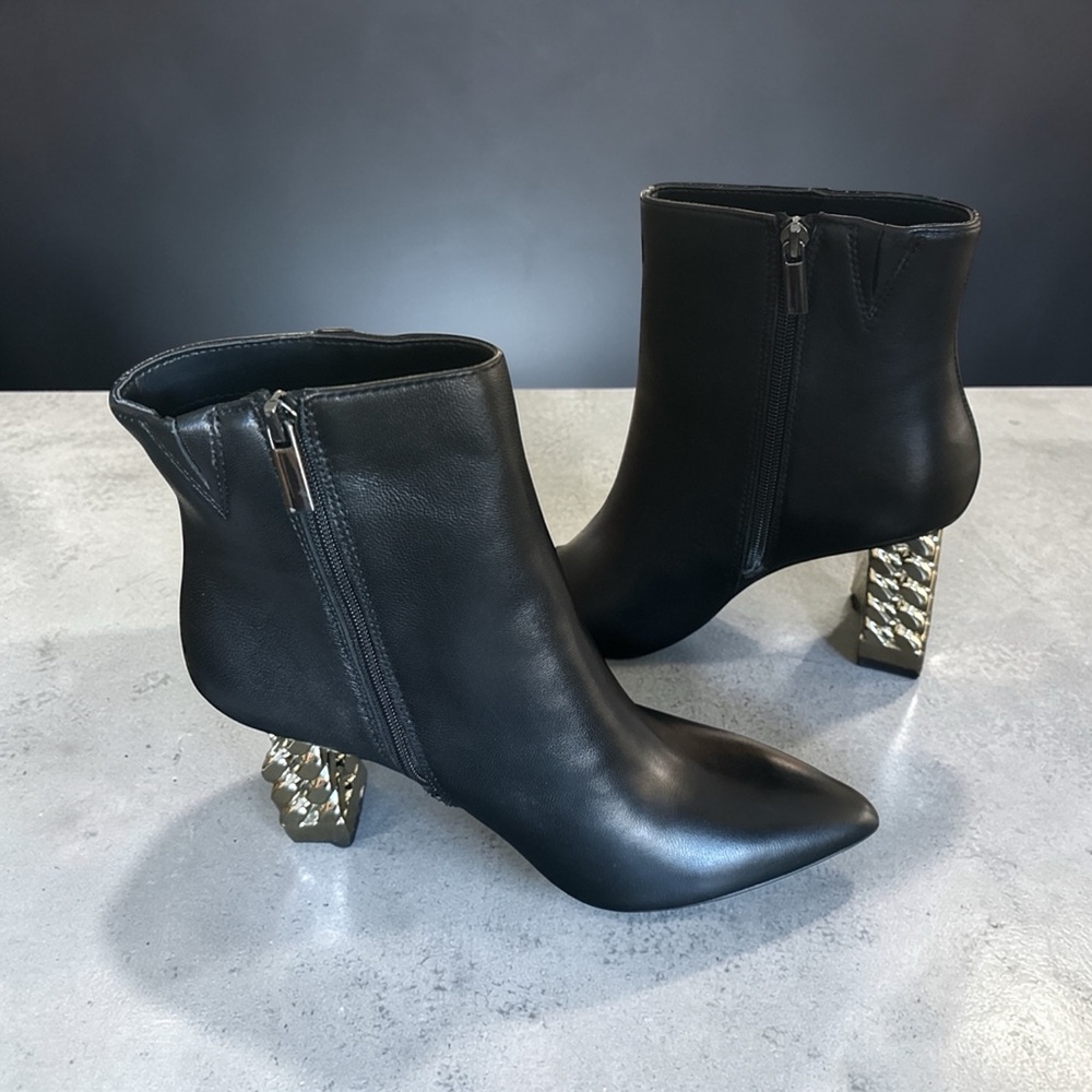 White House Black Market Kelsea Chain High Heel Bootie Black Silver Heel 9.5 NWT